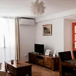 Teatar Apartment *